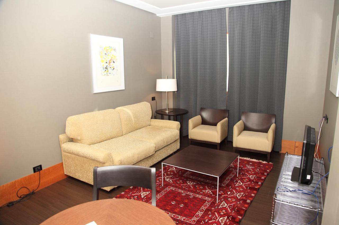 Gran Hotel Lakua Vitoria-Gasteiz Eksteriør billede