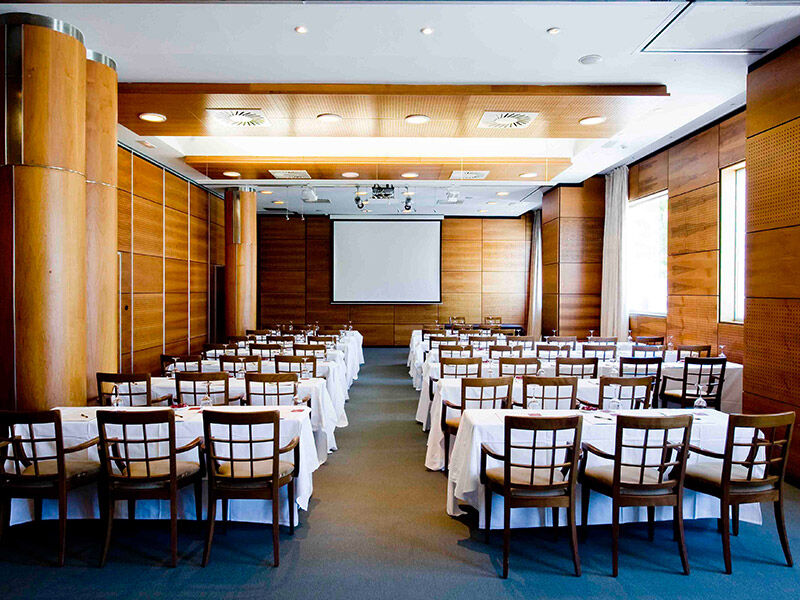 Gran Hotel Lakua Vitoria-Gasteiz Eksteriør billede The conference room